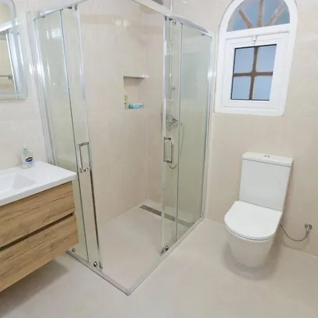 Palm Haven Coral Bay | Private Pool Semesterbostad