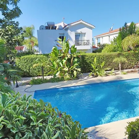 Palm Haven Coral Bay | Private Pool Semesterbostad