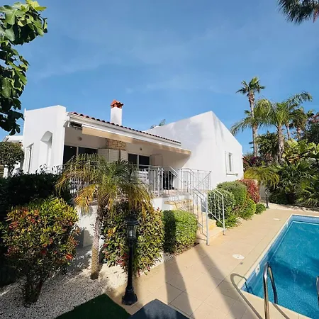 Semesterbostad Palm Haven Coral Bay | Private Pool *