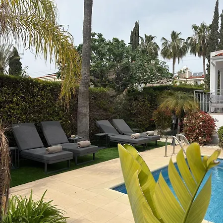 Palm Haven Coral Bay | Private Pool