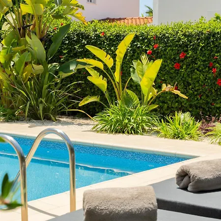 Palm Haven Coral Bay | Private Pool Semesterbostad *