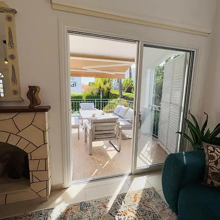 Palm Haven Coral Bay | Private Pool Semesterbostad *